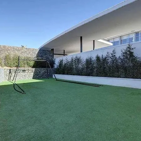 Edge Luxury Beachfront 3br, 3 Pools, Spa, Gym * Estepona